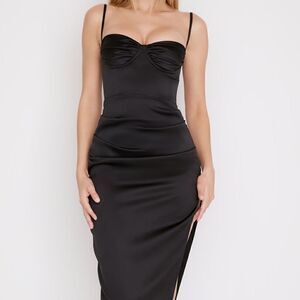 House of CB BLACK SATIN PLEATED CORSET MIDI DRESS-U9